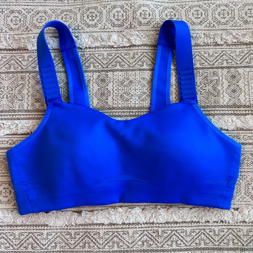 Lululemon bra